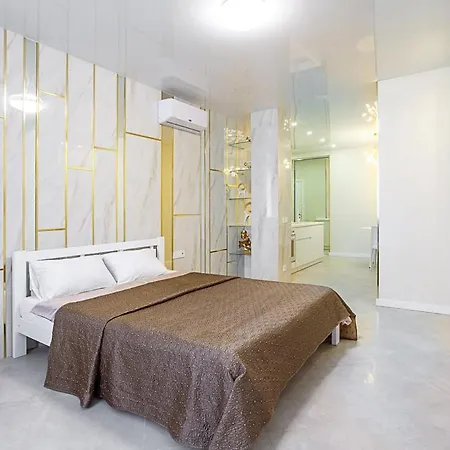 Apartment Vip Royal. центр города. *